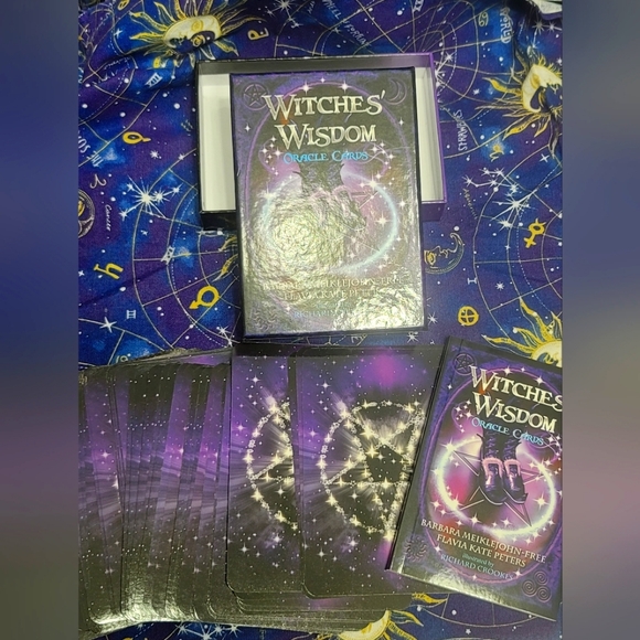 Witches Wisdom Oracle Deck and Guidebook - Picture 2 of 4